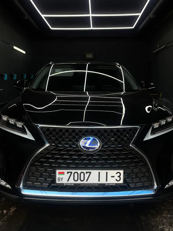 Lexus в боксе MAA